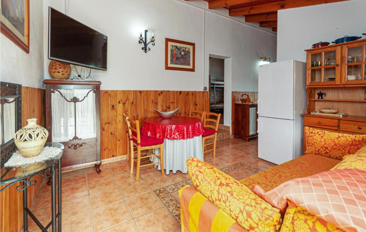 Awesome Home In Antequera With Wifi Екстер'єр фото